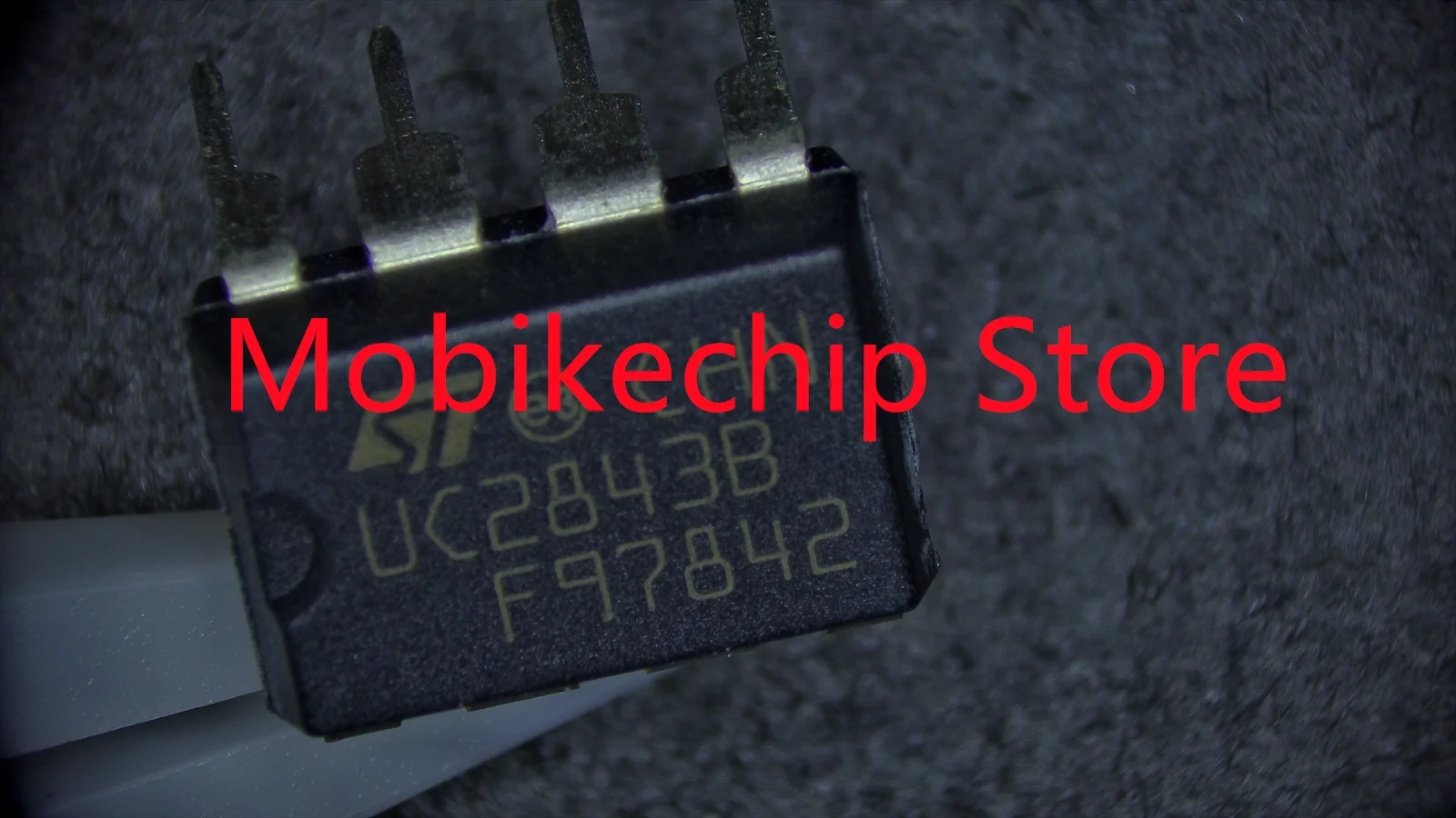 UC2843B Neuf et Original, En Stock