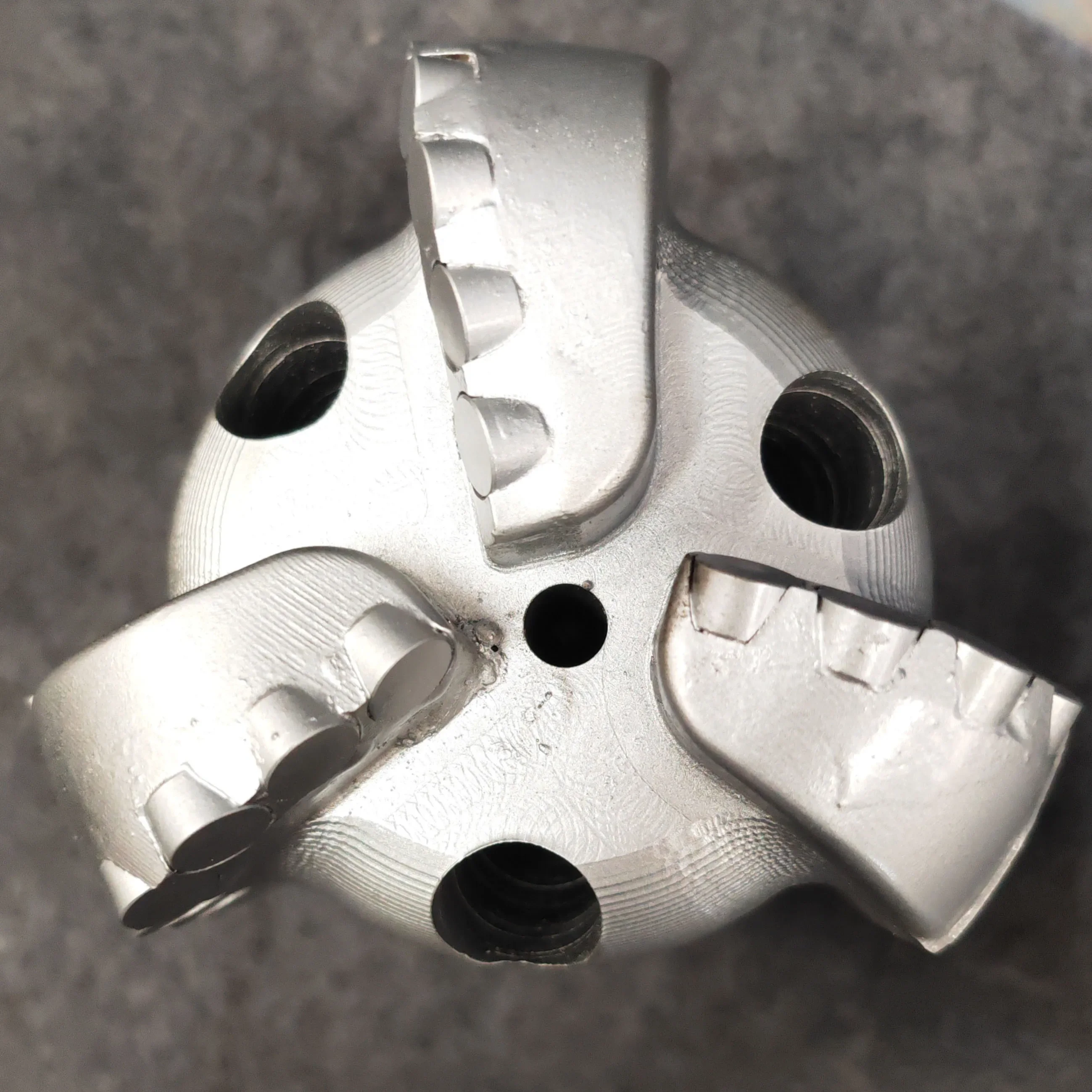 High Quality 3-6 Blades Pdc Oil Drill Bit for Water Well Drilling and Geology