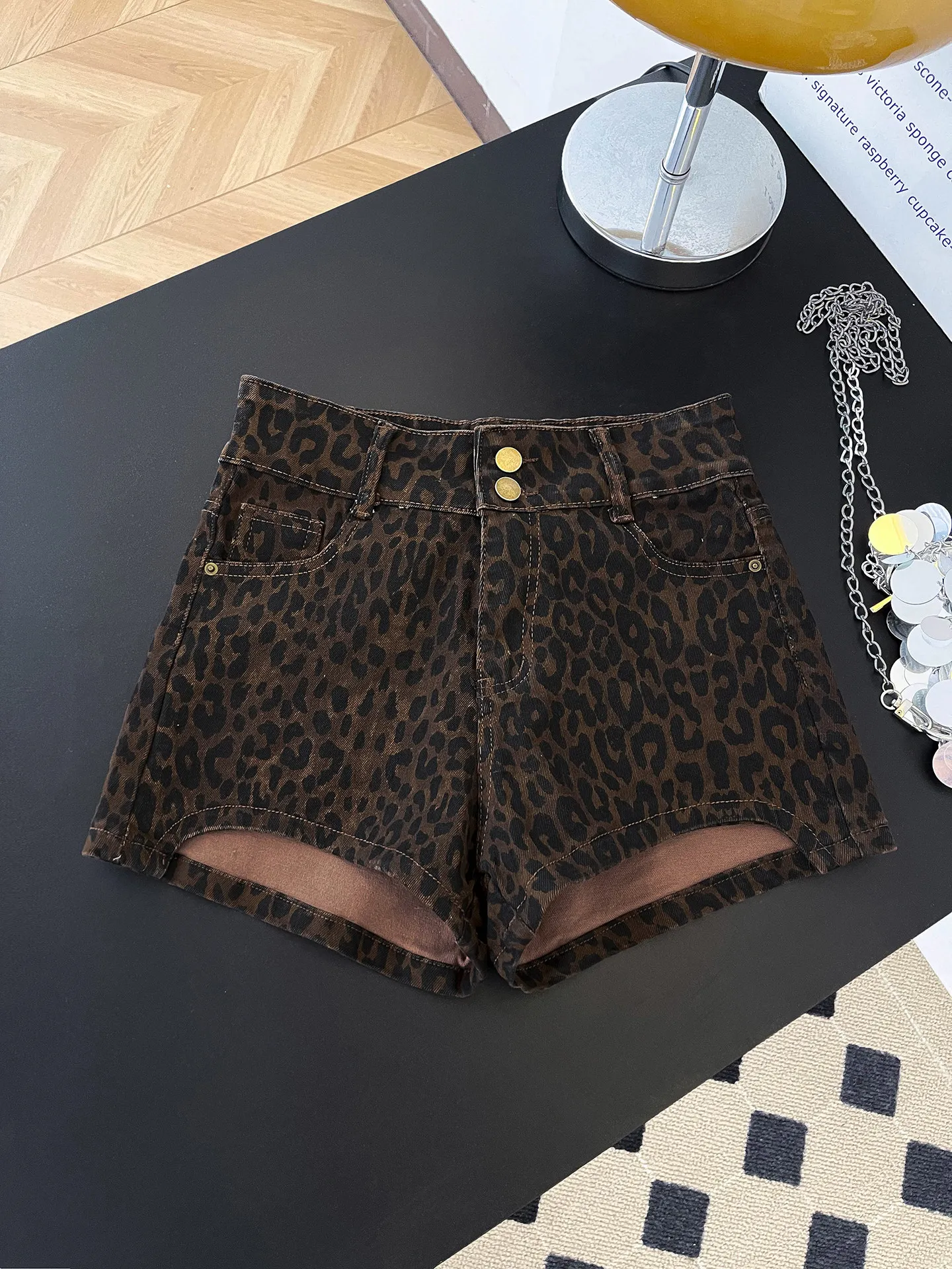 Shorts en jean imprimé léopard - Street Fashion American avis et prix