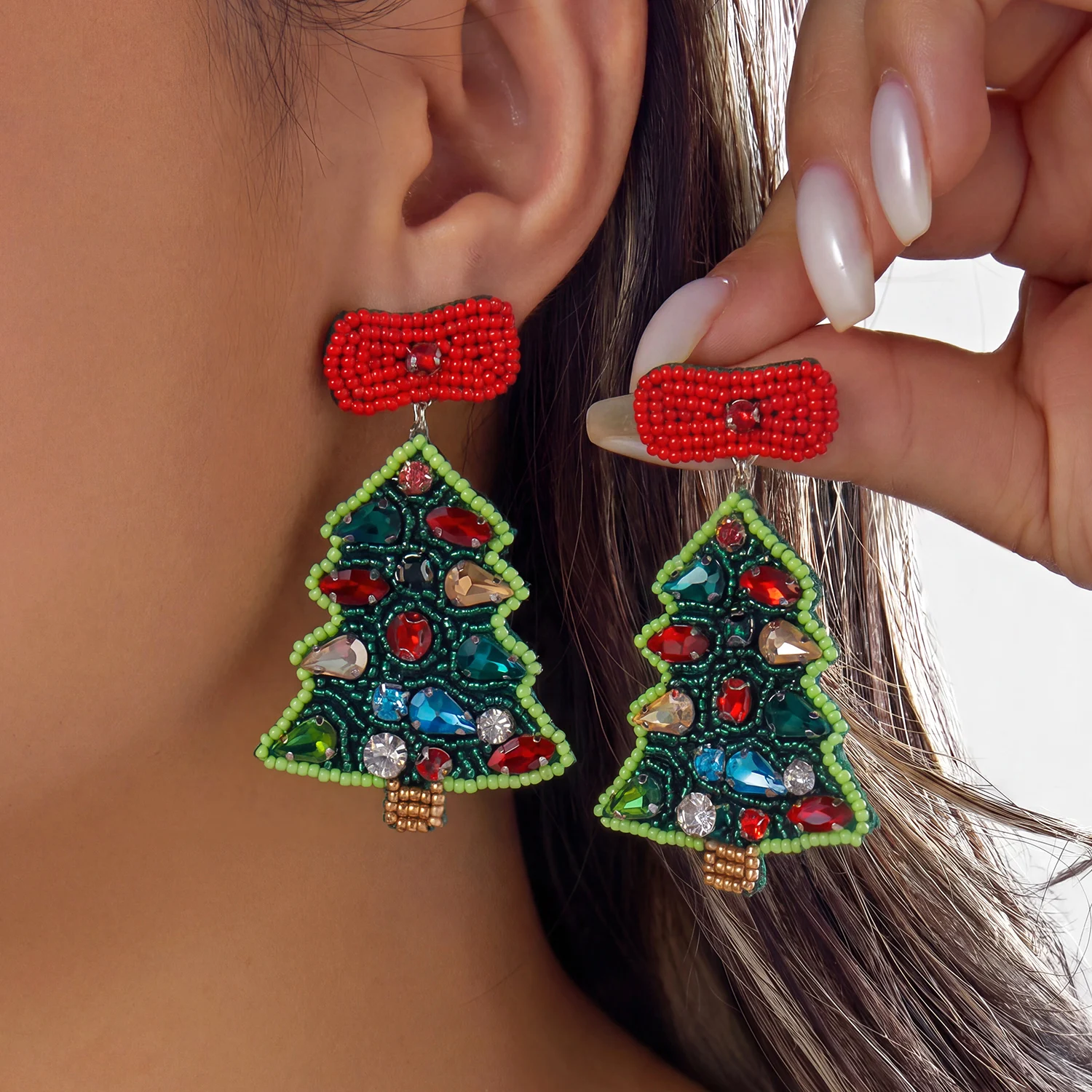 Rote Schleifenperlen-Weihnachtsbaum-Ohrhänger für Frauen, bunte Strass-Perlen-Elchhaus-Ohrringe, Feiertagsschmuck-Geschenk