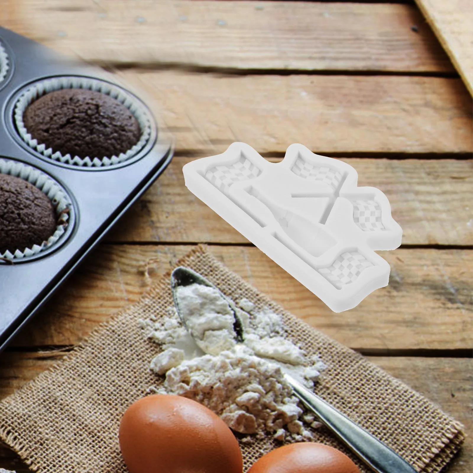 

Race Car Flag Silicone Mold Reusable Flexible DIY Candy Fondant Chocolate Baking Tool Smooth Washable Baking Mold