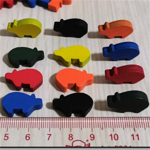 10 개/몫 20mm 다채로운 나무 돼지 모양 마크 체스 조각 보드 게임 액세서리