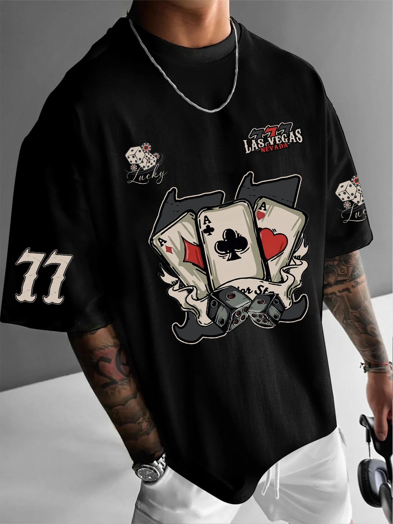Y2K Streetwear Men Tee With Triple Ace Card Dice 77 Sleeve Decorative Casino Pattern Print, Basic Daily Top S-XXL