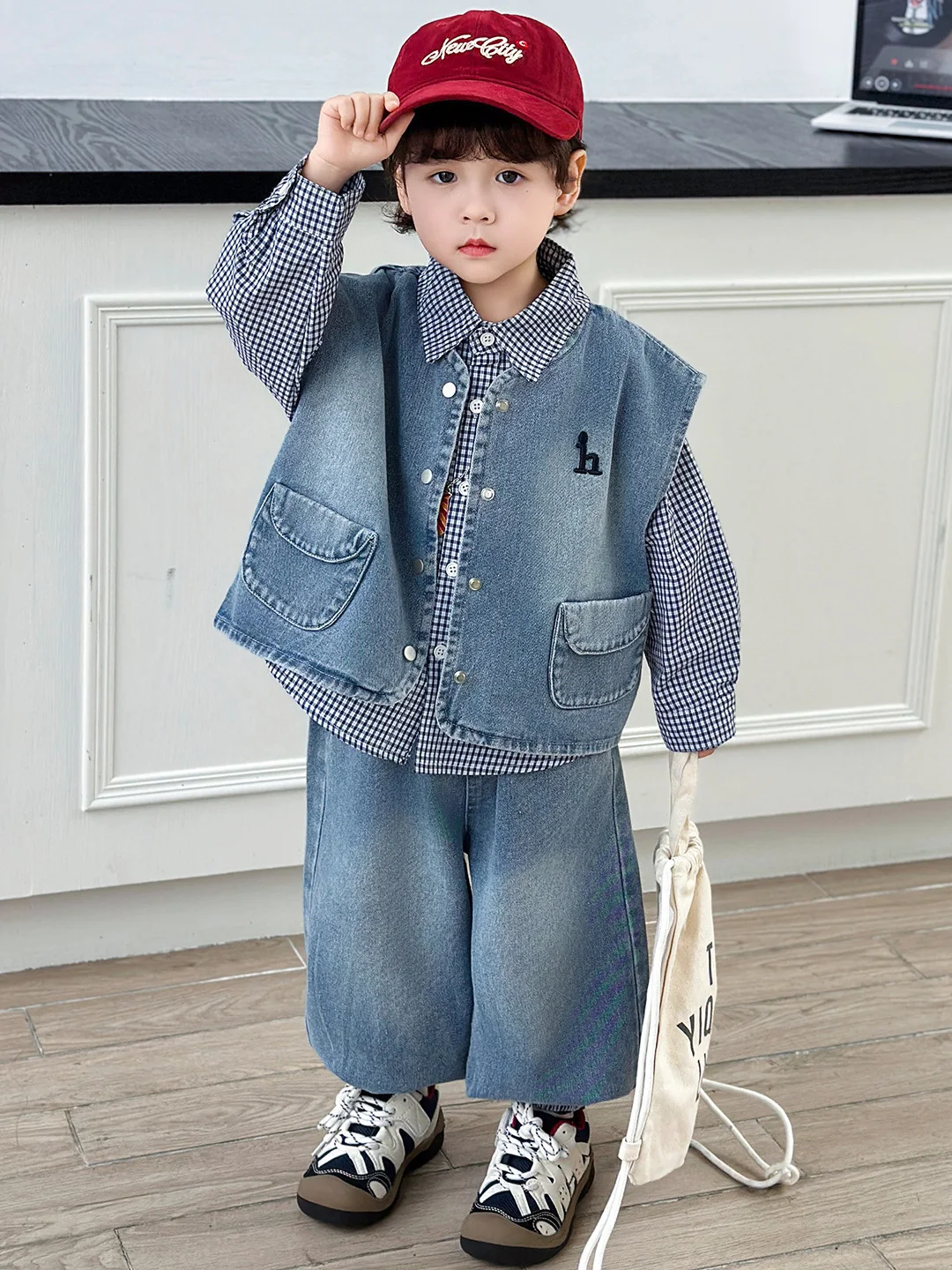 

Весенний модный джинсовый комплект для мальчиков: жилет, рубашка, повседневная спортивная одежда, хлопковая ткань, одежда для подростков