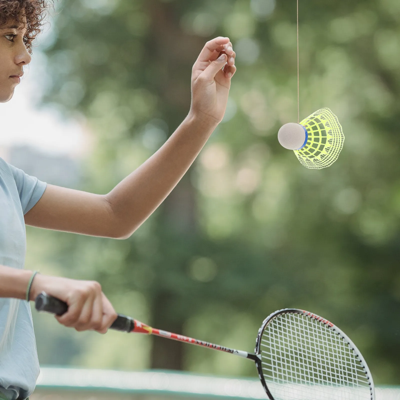 

Badminton Training Kit Portable Single-Player Adjustable Rebound Trainer Hanging Elastic Cords Space Saving Indoor Outdoor