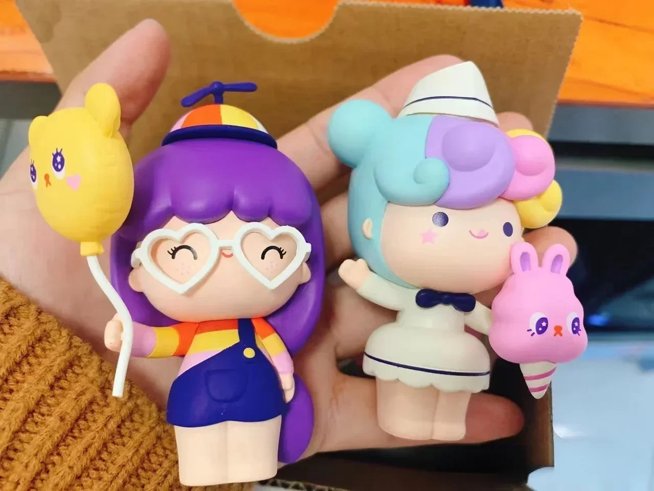 

MOMIJI CIRCUS Series Mystery Box Confirm Figurine Lion Elephant Kawai Figure Doll Designer Toy Festival Gift Collection Ornament