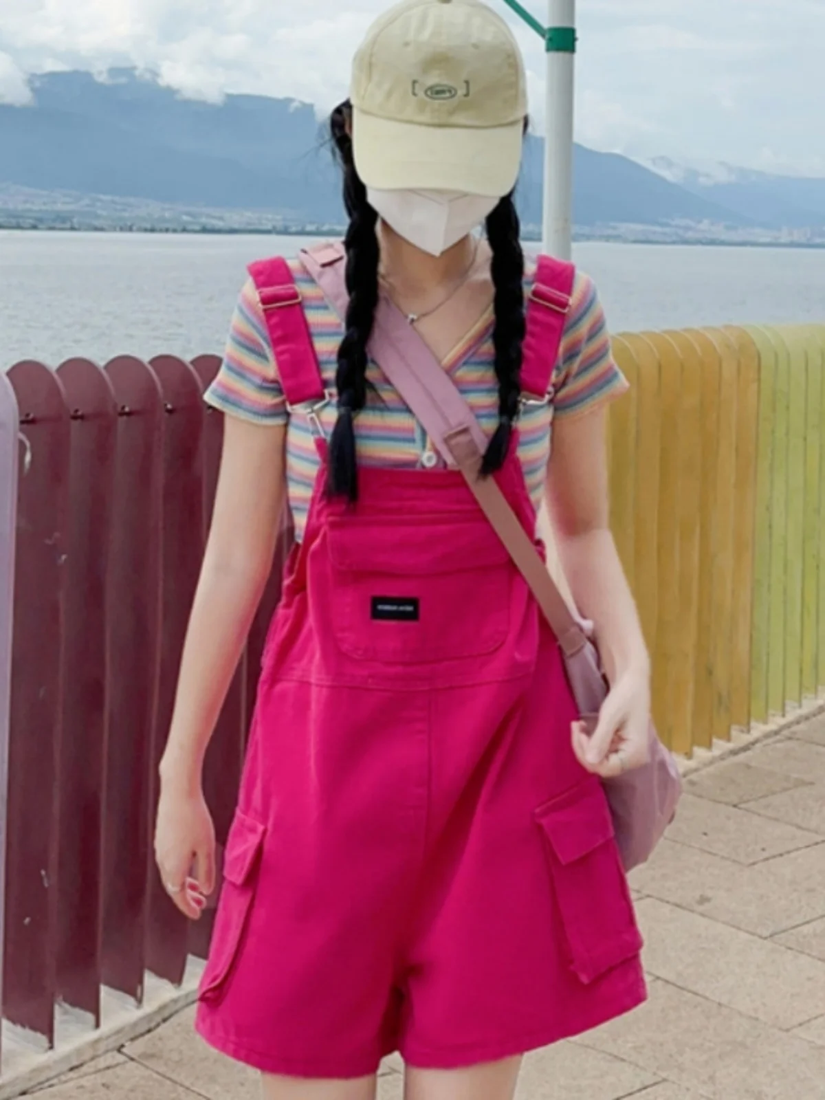 

Джинсовый комбинезон Dopamine Pink для женщин: летняя новинка, модные укороченные шорты с высокой талией из эластичного хлопка, маленькие размеры, антивозрастной эффект