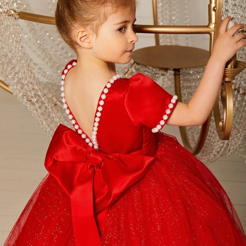 Tüll Blumenmädchenkleid Schleppe Tutu Rot Junior Brautjungfernkleid Langes Geburtstagsmädchenkleid Ballkleid Festzugskleider für Mädchen