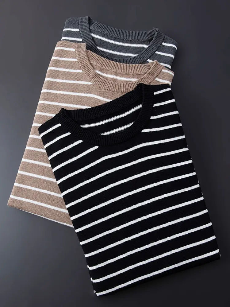 

Men's 100% Cotton Knitted Short-Sleeved T-Shirt round Neck Black White Striped Casual Summer Top