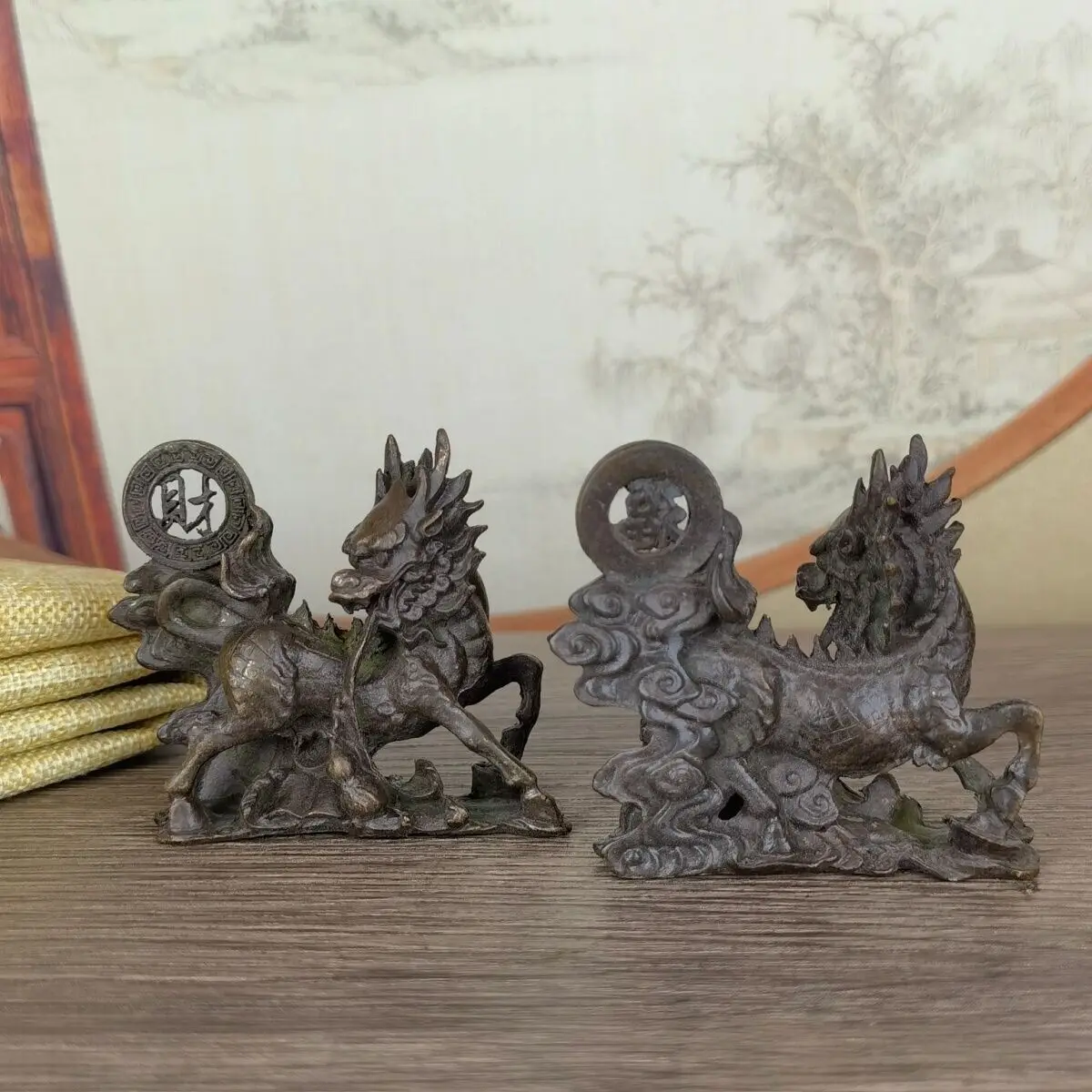 Pair Chinese bronze cast kirin Figure statue netsuke collectable table decor