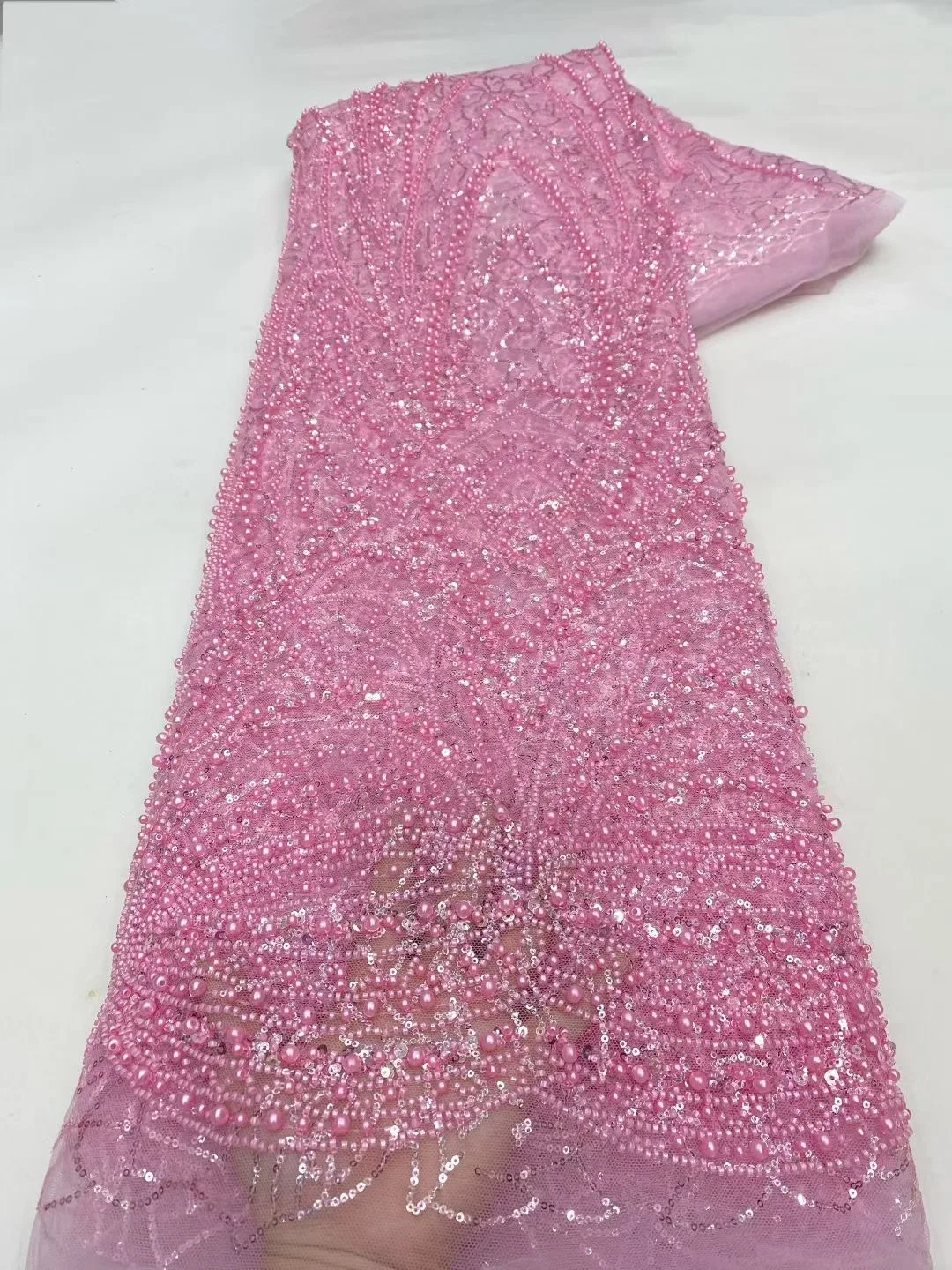 

Изысканный элитный роскошный новый модный дизайн, ткань ручной работы с вышивкой, сетчатые кружевные бусины для изготовления женского свадебного платья