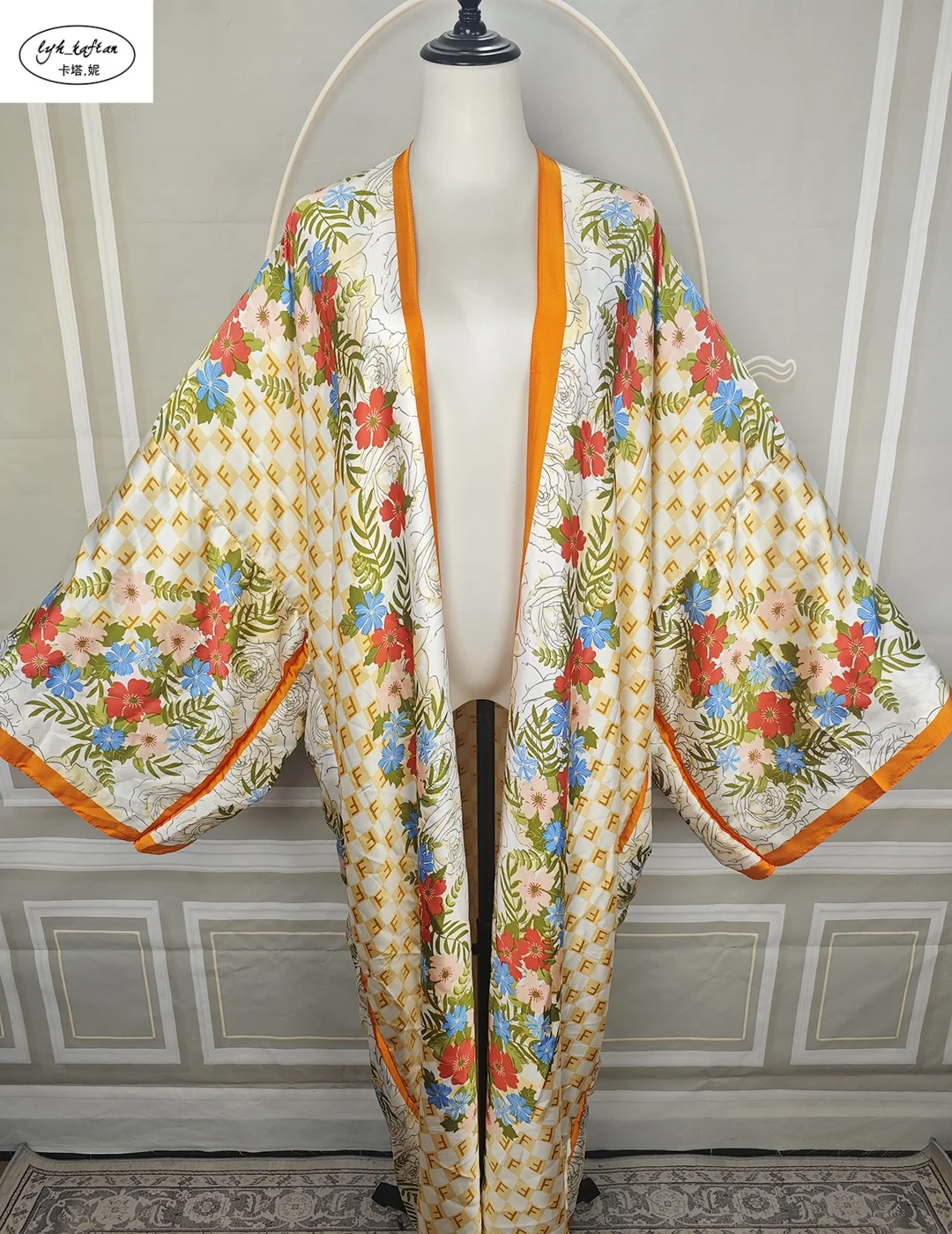 Women Casual Beach Kimono Cover-Up with Peacock Print Long Cardigan Style Fashion African Pattern Sun Protection Outerwear