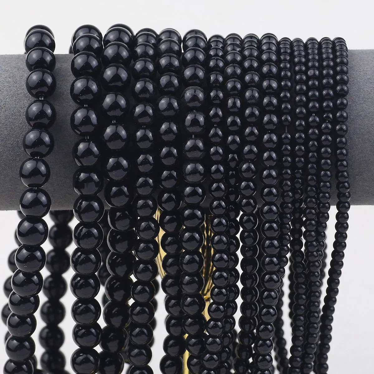 Natural Black Chalcedony Loose Beads Stone Round Spacers 4 6 8 10MM For Jewelry Bracelets Charms Making DIY Accessories 32-97pcs