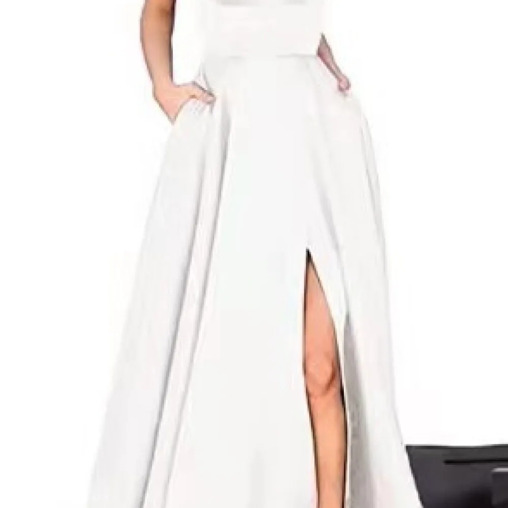 Elegant Long Wedding Guest Gown Sleeveless Backless Spaghetti Strap Solid Color Formal Evening Bridesmaid Dress Maxi