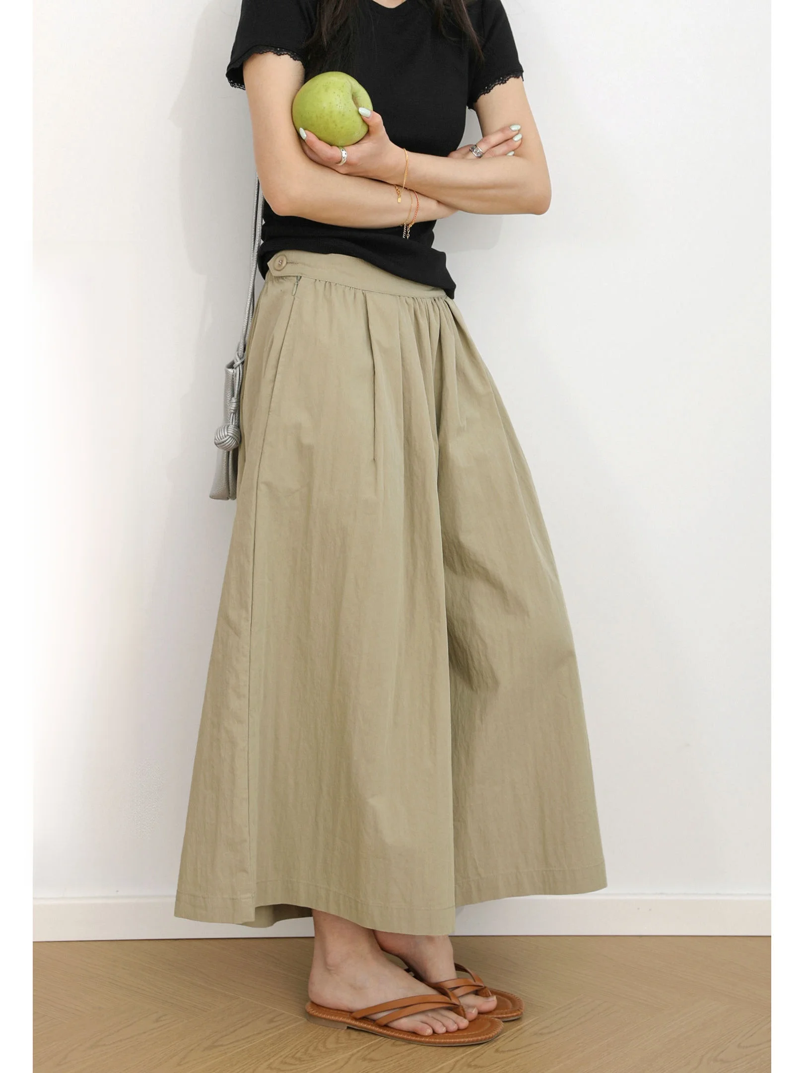 

Летние брюки-юбка Three-wood 2026: Новинка в японском стиле, премиум-класс, полуэластичный пояс, свободный крой, широкие штанины, длина 7/8, повседневные брюки