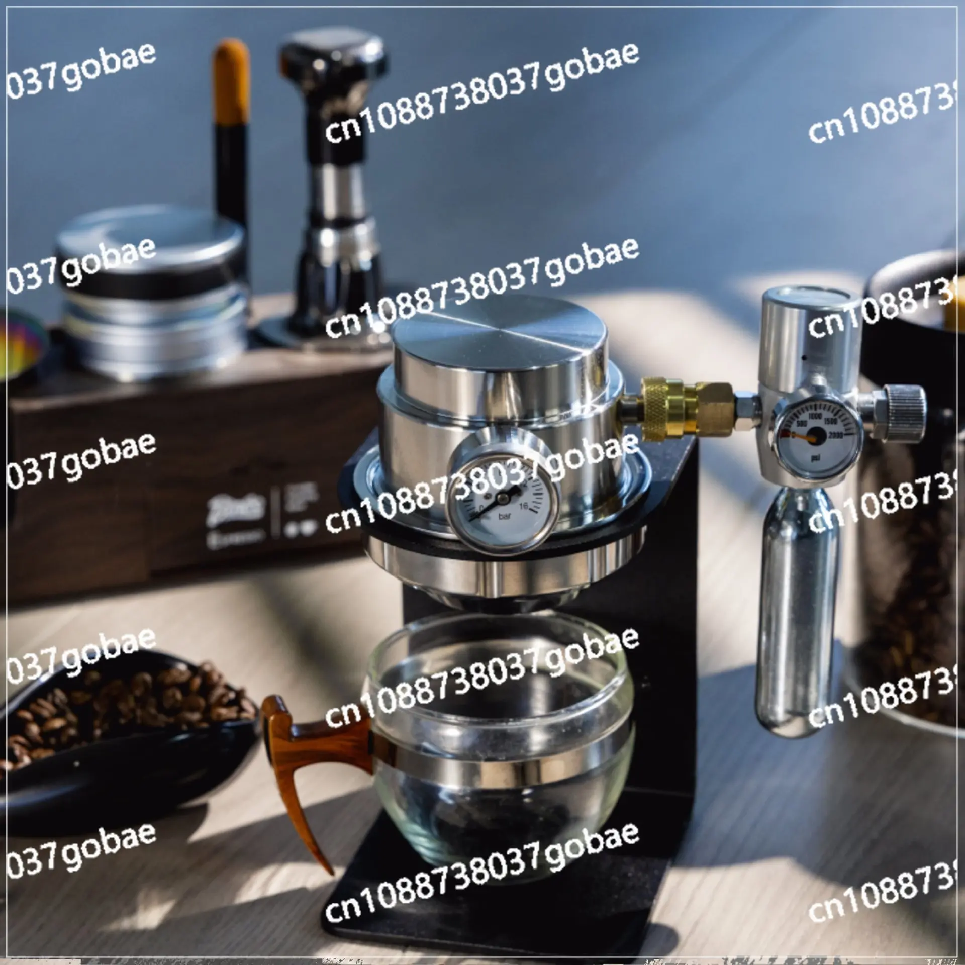 

Бытовая небольшая портативная эспрессо-машина