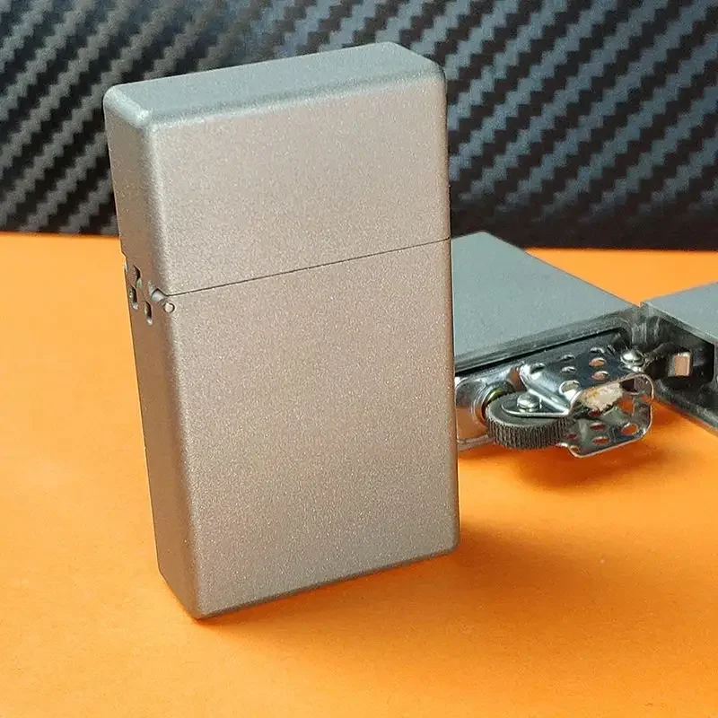 Titanium alloy heavy armor thickened narrow fuel lighter, windproof personalized high-end holiday gift, cigarette accessories