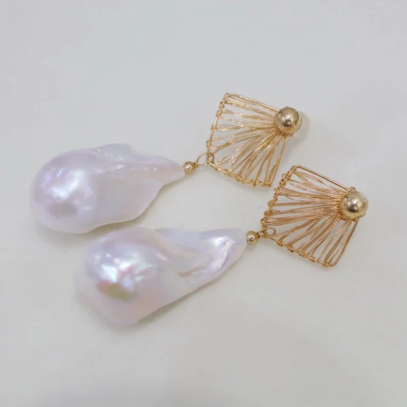 

SGARIT 14k Filled Gold Earrings Strong Luster Natural Baroque Pearl Trendy Women's Jewelry Accessories Prevent Allergies SE27