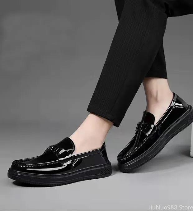 Men Cow Leather Casual Shoes Street Gentleman Slip-on Patent Leather Loafers Spring Trend Man Comfortable Driving Shoes