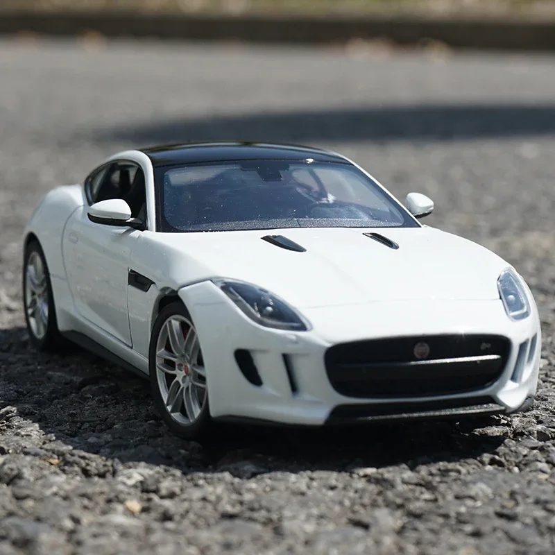 WELLY 1:24 JAGUAR F-Type Coupe Alloy Car Diecasts & Toy Vehicles Car Model Miniature Scale Model Car Toy