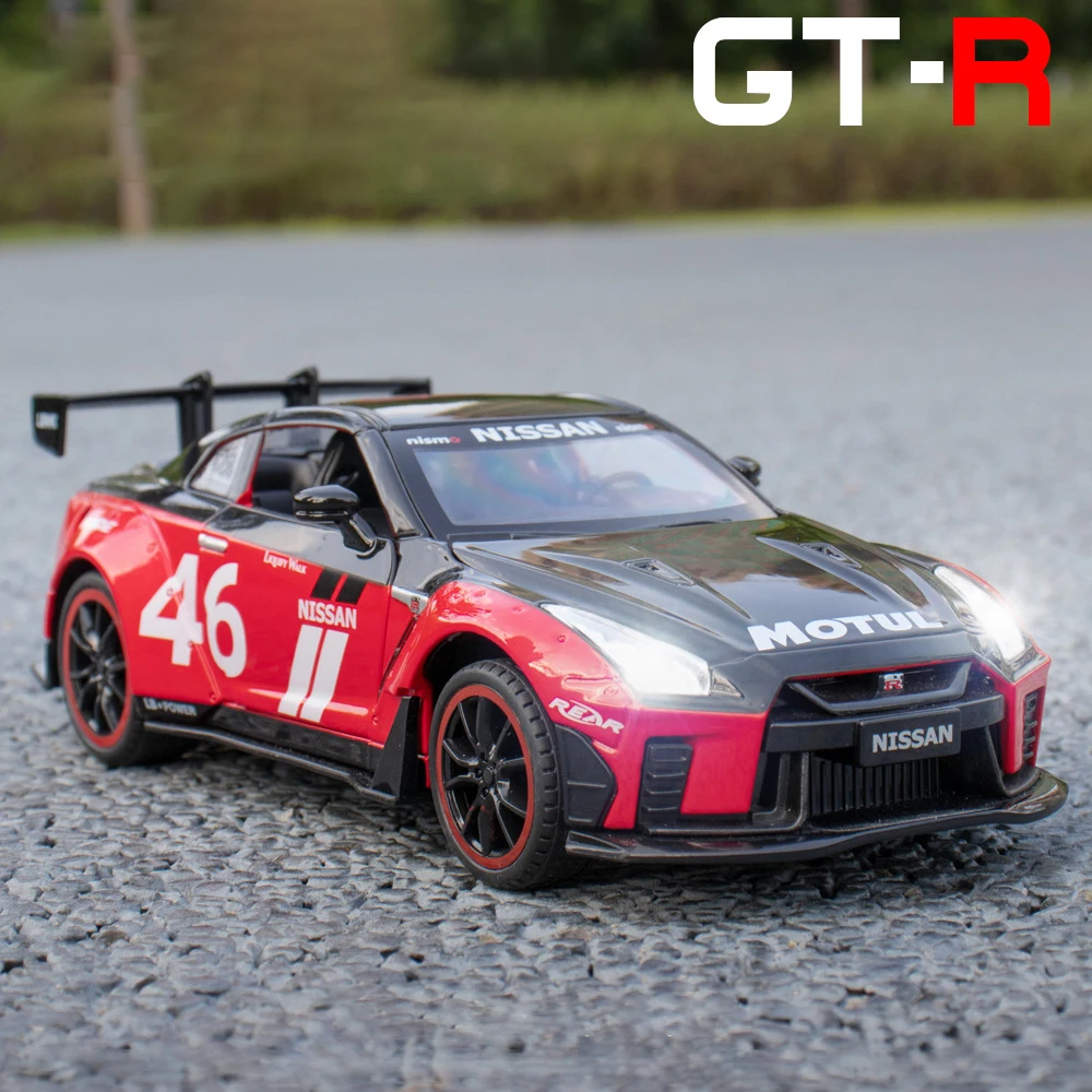 1:22 Nissan Skyline GTR Alloy Car Model Diecast Metal Vehicle Car Model Sound and Light Simulation Collection Children Toy Gift