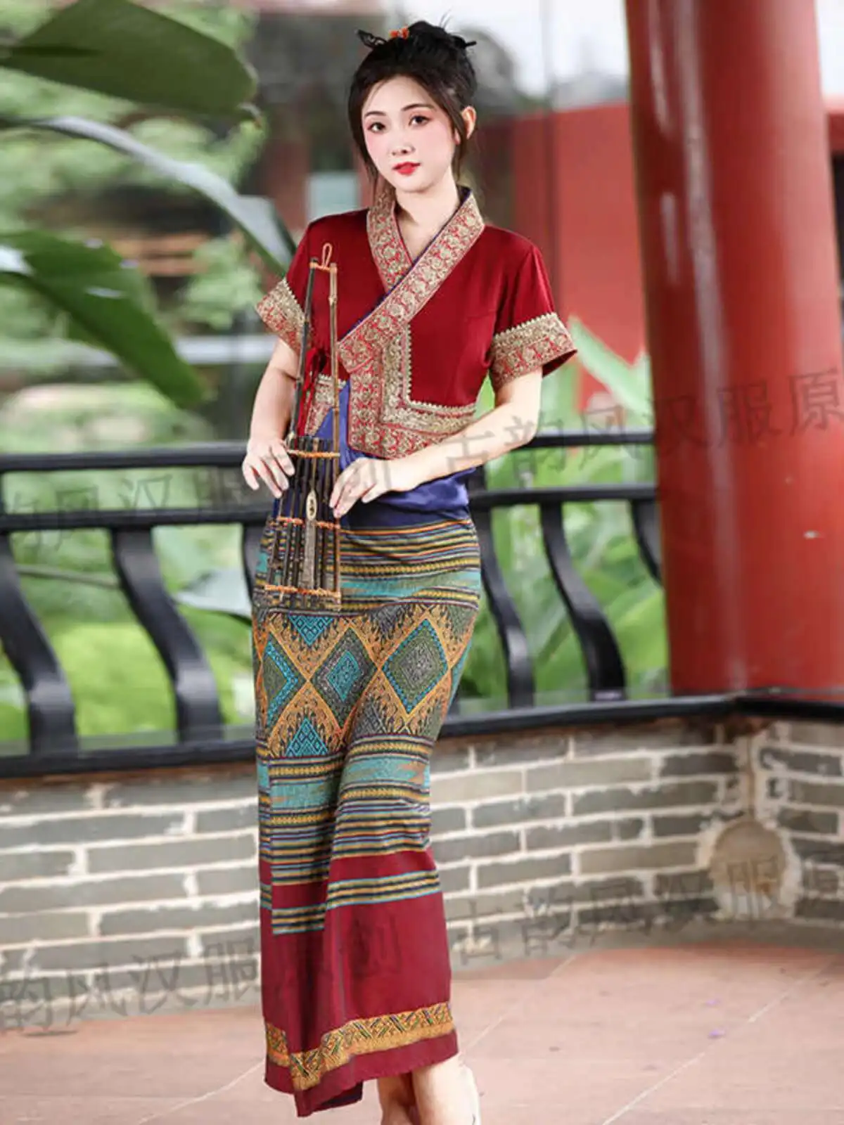 

Yunnan Xishuangbanna Embroidered Women's Ethnic Style Dai Ethnic Authentic Dai Clothing New Summer Workwear