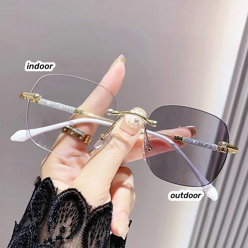 Female Rimless Photochromic Sunglasses Men Women Luxury Near Sight Eyeglasses Trendy Anti-UV Color Changing Myopia Glasses