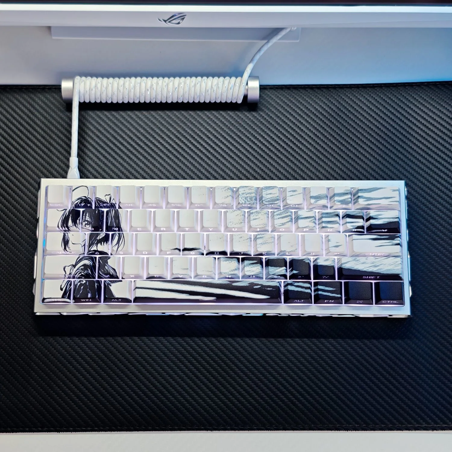 73 Kes Takanashi Rikka 半透明キーキャップ アニメ サイドプリントキーキャップ PBT ダイサブ チェリー メカニカルキーボード用 Wooting 60 65 68