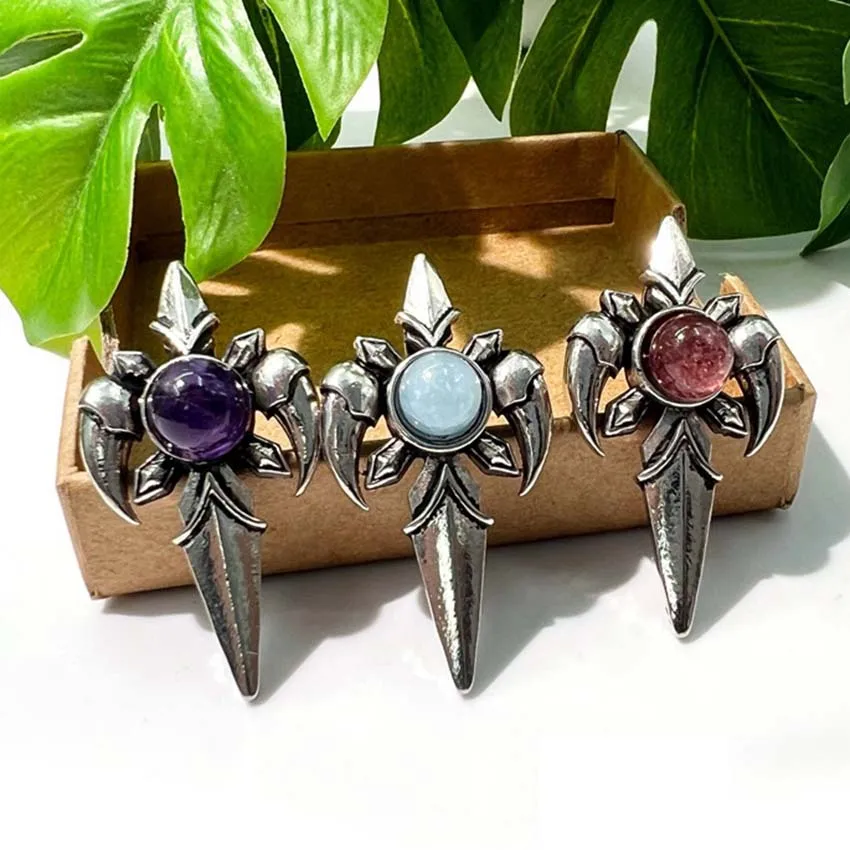 Charms Gothic Punk Dragon Claw Spear Point Strawberry Quartz Crystal Stone Pendant Necklace For Women Men Jewelry Gifts