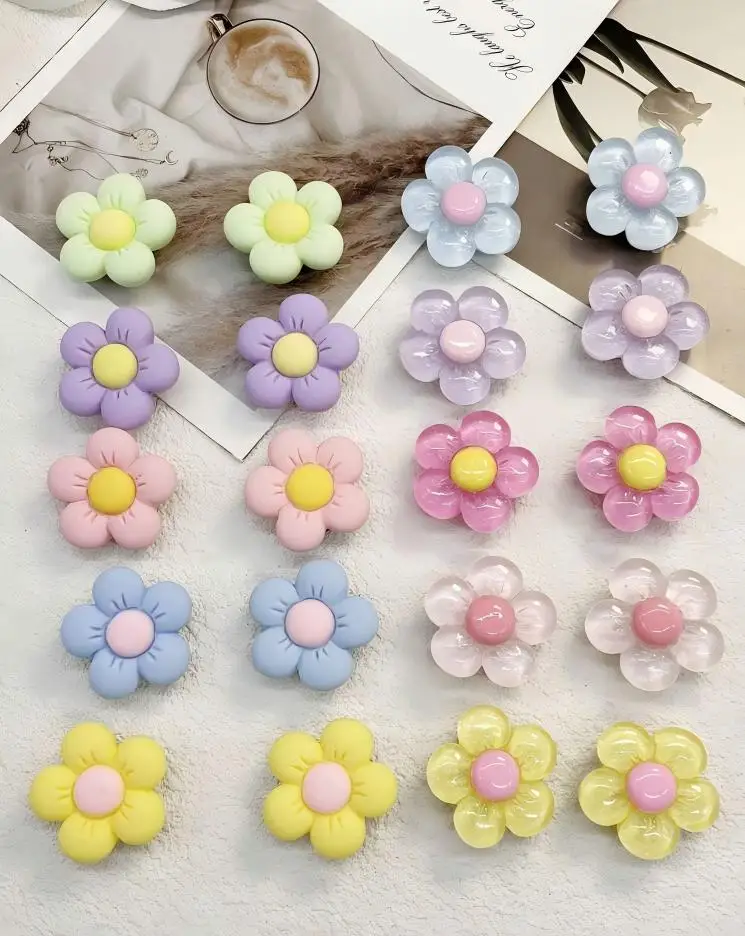 10pcs Candy Color Sunflower Shoe Charms  Transparent or Solid Clips for Clogs, Garden Shoes, Slippers, Beach Bags, Perfect Gift