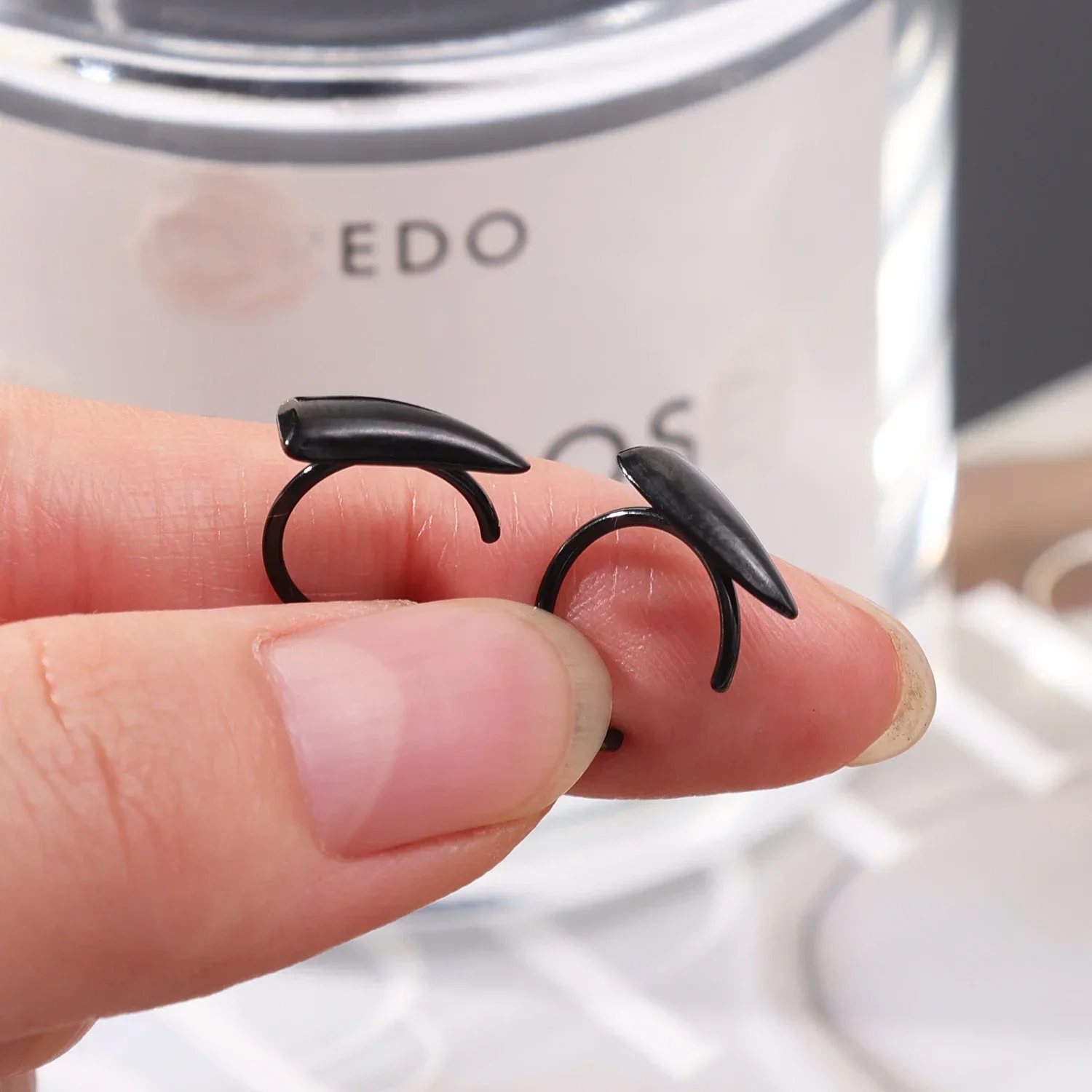 2PCS Stainless Steel Personalised Sharp Teeth Fake Piercing Lip Ring Punk Exaggerated Jewelry for Women Gothic Body Jewelry image 6