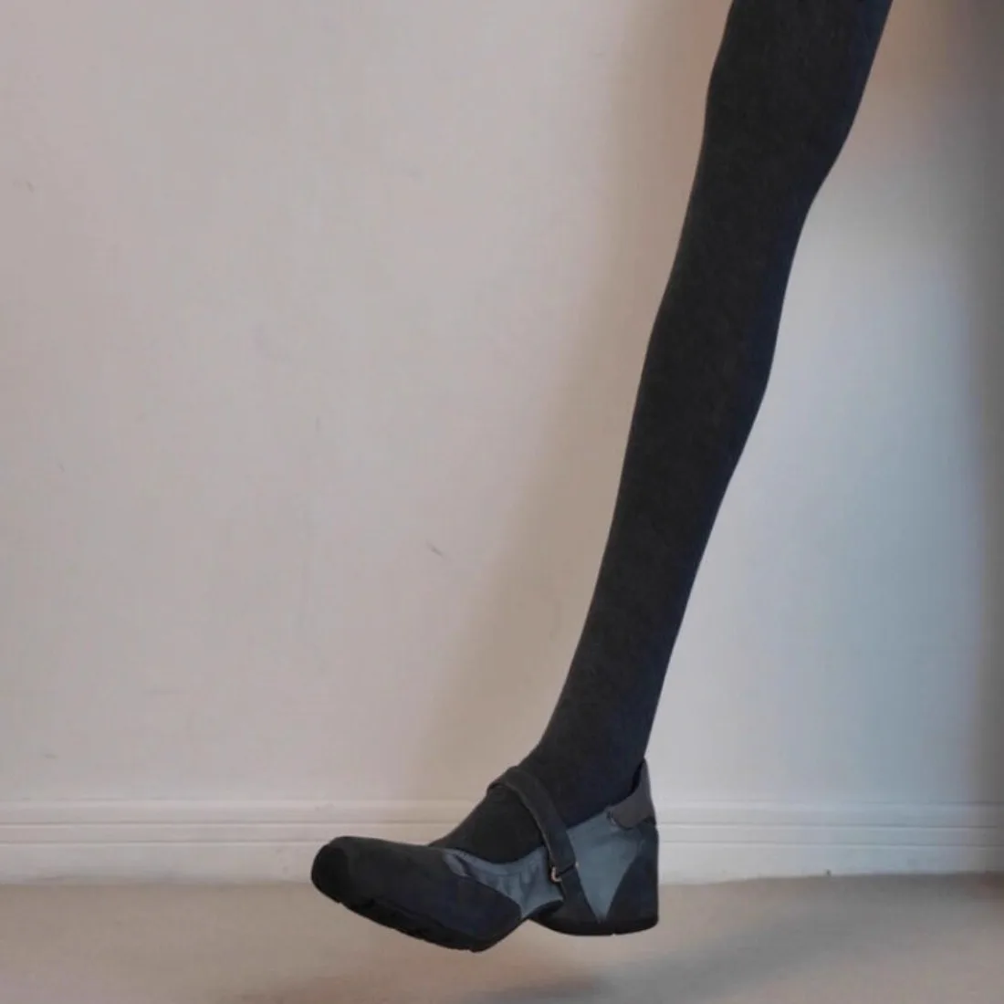 

New Women Ballet Flat Shoes 2026 Spring Autumn Comfortable Anti Slip Outdoor Casual Shoes Retro Shallow Mouth Mary Jane Shoes