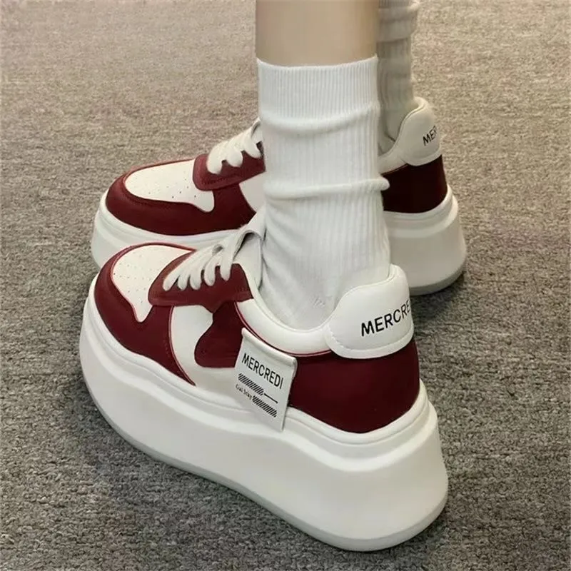 

2025 New Spring Autumn Women's White Casual Shoes Comfortable Increased Height Versatile Sports Shoes Round Head Clean Style