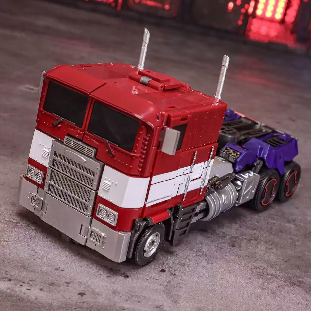 DM01 عمود باهظ سايبورغ نسخة الفيلم Qingtian OP نموذج تشوه سبيكة العمود