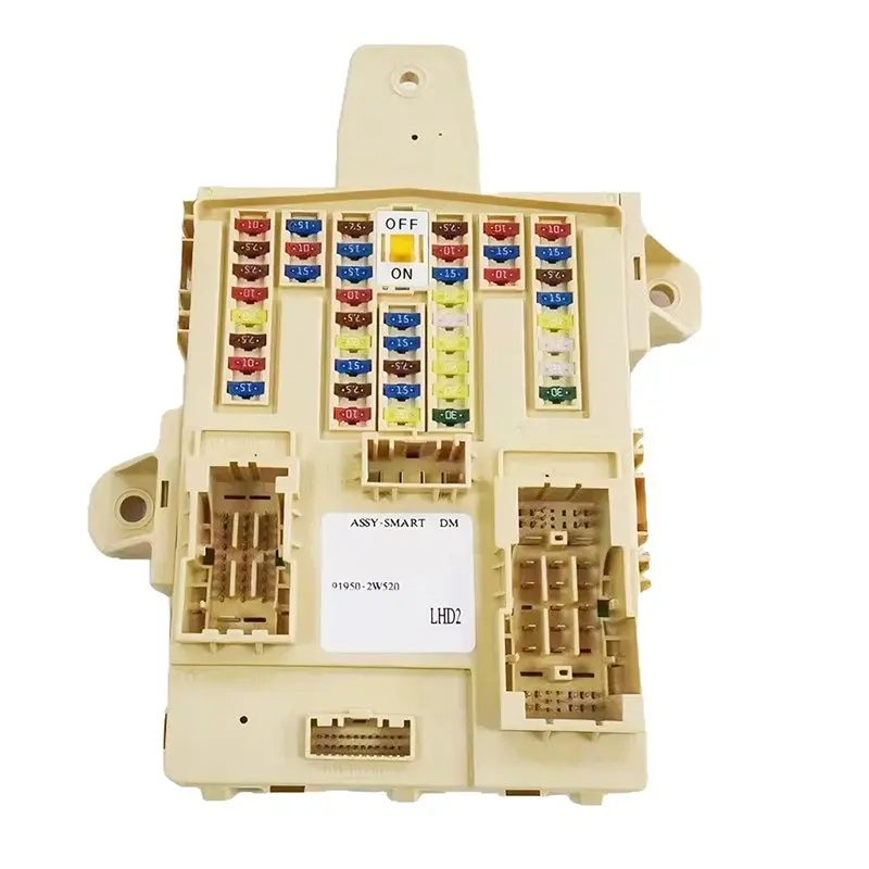 

Для Santa Fe 2013-2015 новый спортивный внутренний блок предохранителей, релейный модуль, номер детали 91950-2W520 919502W520