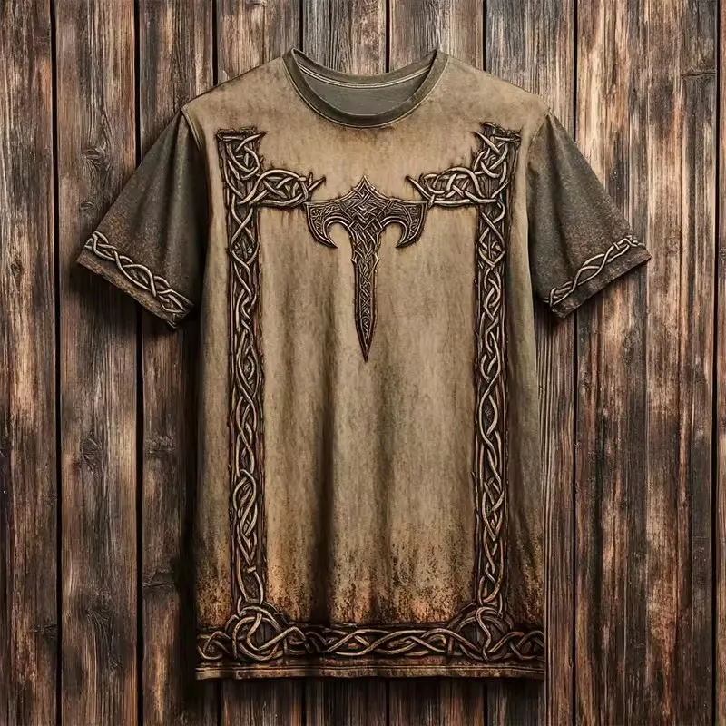 Image of Neues Retro-T-Shirt für Herren in Braun mit Vintage-Runen, vergoldetem Totem und Pferdemotiv, Rundhalsausschnitt, lässig, kurzärmelig.