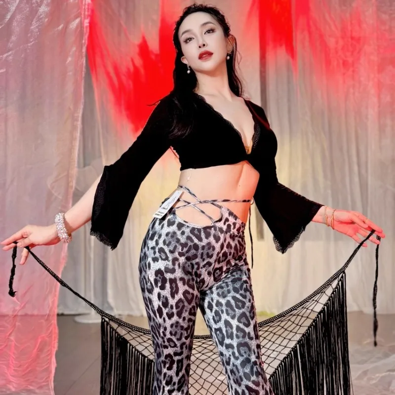 

Customized Swega Belly Dance Practice Outfit Oriental Dance Costume Lace Lace Tied Top with Leopard Print Flared Pants Hip Towel