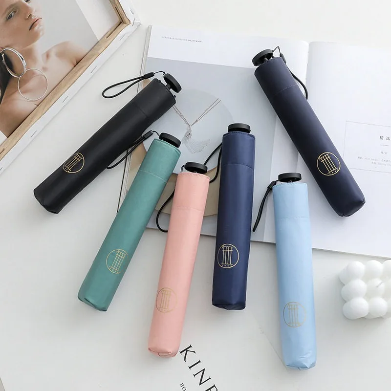 

1pcs Ultra-Light Ultra-Fine Carbon Fiber Umbrella Black Sunscreen for Sun and Rain 3-Fold Compact and Portable Lead Umbrella