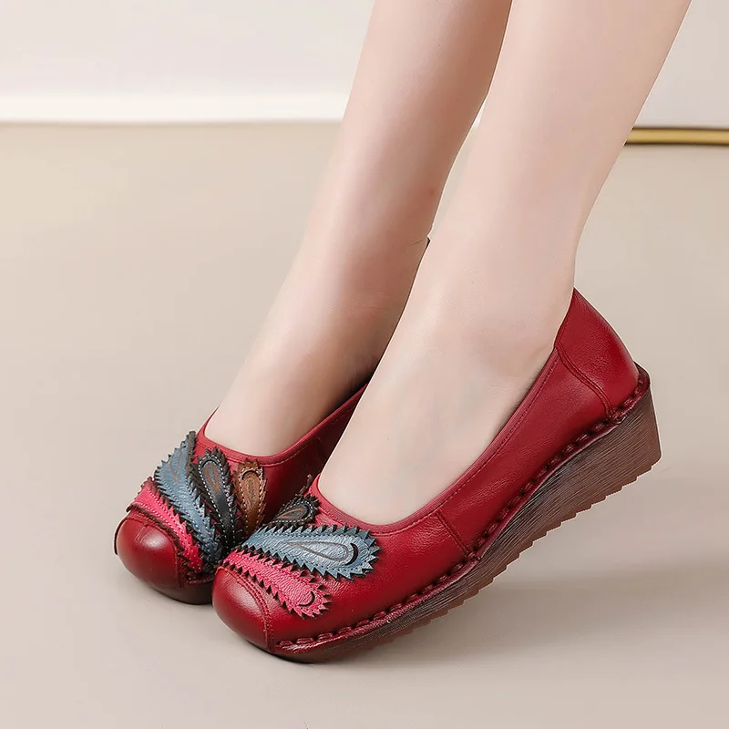 

New 2025 genuine leather wedge flats woman patches slip on shoes elegant women's loafers handmade platform moccasin ladies flats