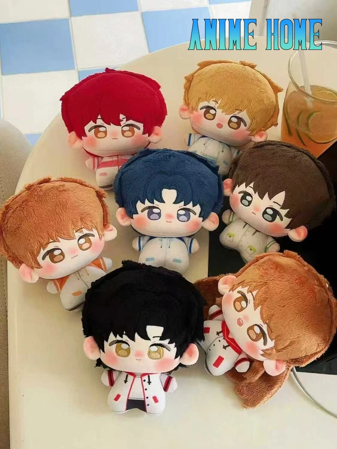 

Плюшевая кукла-игрушка 15 см с принтом персонажей из игры The King's Avatar: Е Сю, Чжоу Цзекай, Юй Вэньчжоу, Хуан Шаотянь. Подарок для косплея.