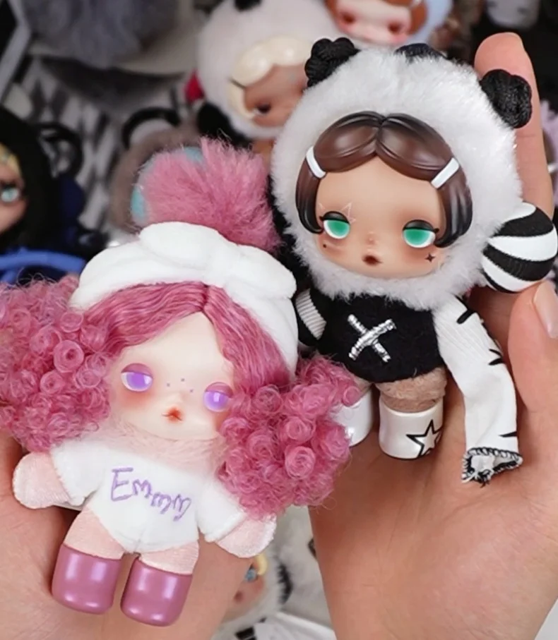 Original POP MART SKULLPANDA Off Mode Serie Blind Box Niedliche Flauschige Puppe Anhänger Schlüsselanhänger Taschenanhänger Ita Bag Sammlerstück Spielzeug Geschenk – Detail 4