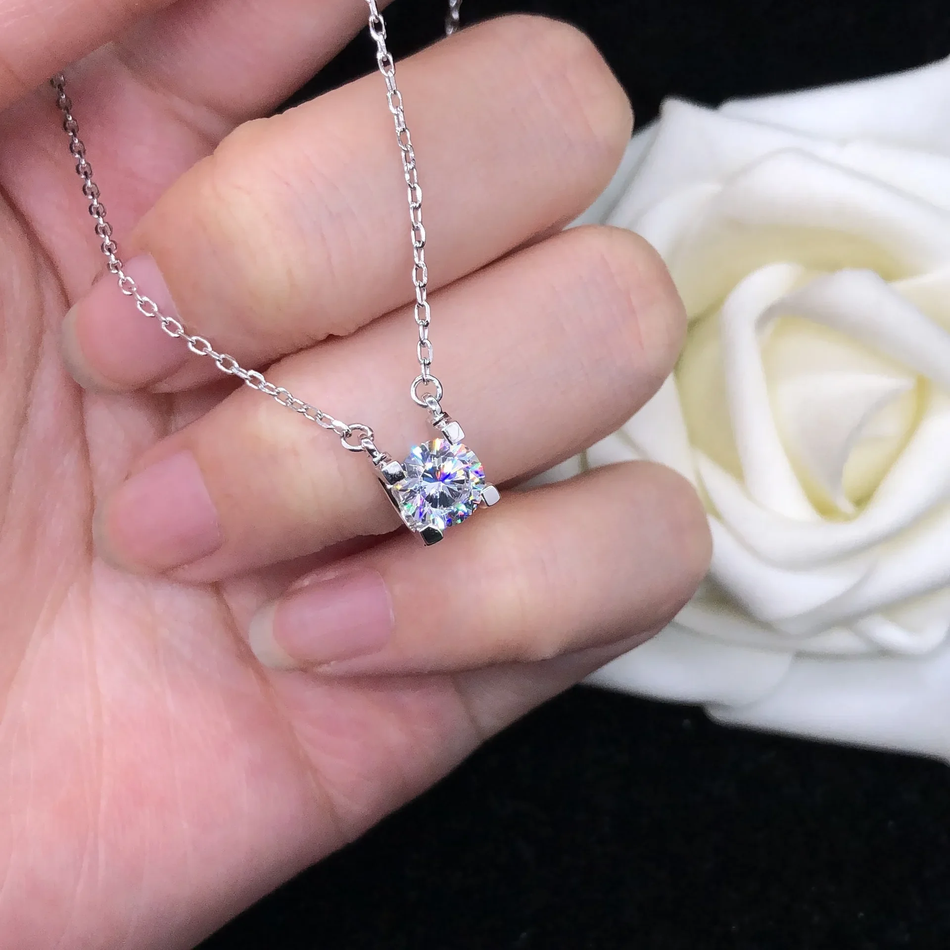 14K สีขาวทอง AU585 Platinum PT950 Moissanite Diamond สร้อยคอหัววัวชุดสร้อยคอสร้อยคอ