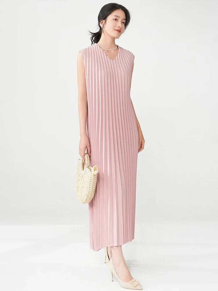 Vestido de mujer sin mangas plisado de Color sólido con cuello en V Miyake 2025 novedad de verano moda Casual versátil falda de diseño elegante