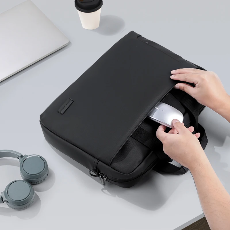 MarkRyden Classic IV: حقيبة كمبيوتر MarkRyden Tech Commuter مقاس 14/15.6 بوصة