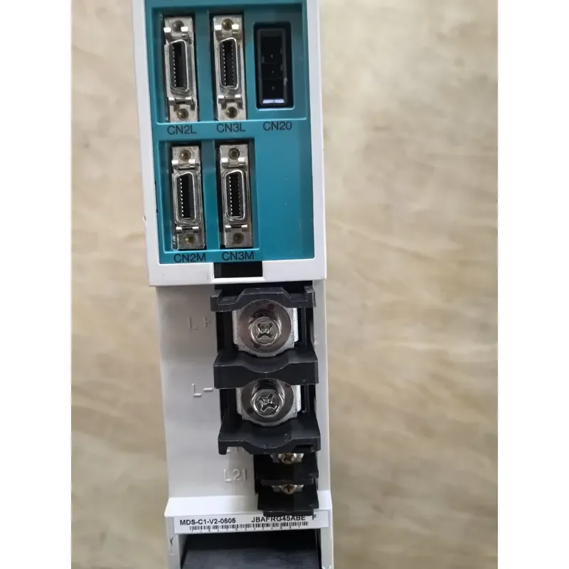 Industrial CNC Servo Amplifier MDS-C1-V2-0505 DCS Axis Motion Drive Component For Precision Machining Production Line