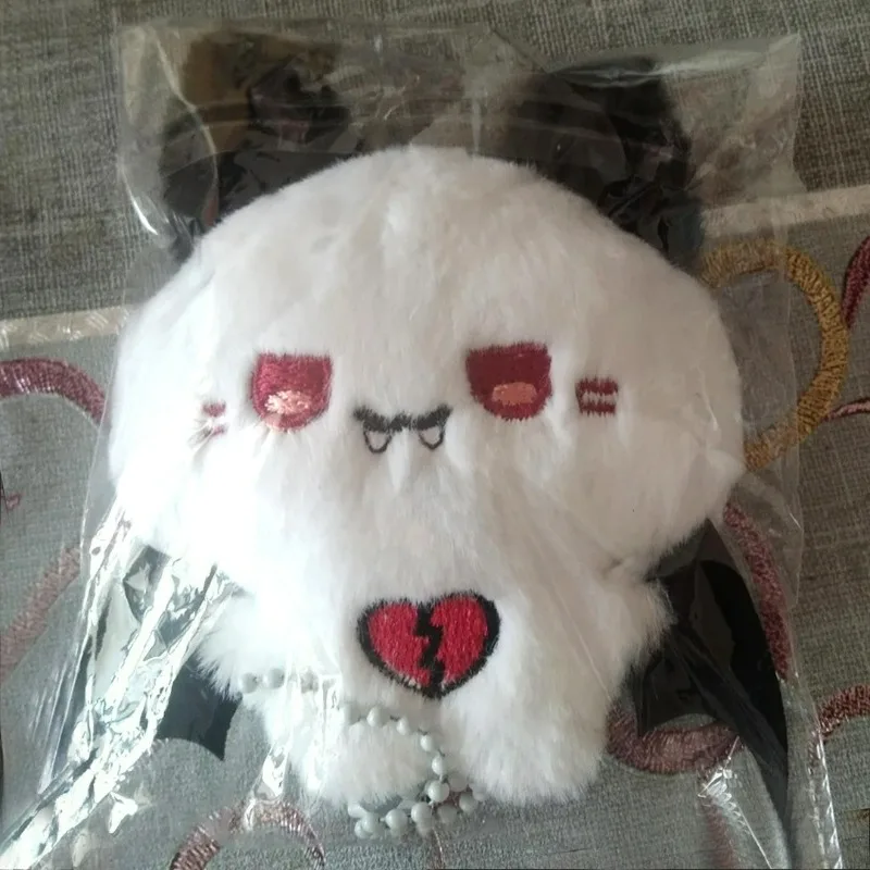 

1/2Pcs Squeaky Halloween Bat Keychains Backpack Schoolbag Pendant Soft Plush Fluffy Pendant Charm Toy Gifts Accessories