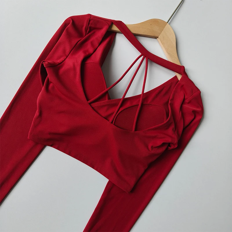 الصالة الرياضية مصممة الخامس الرقبة طويلة الأكمام كروس تي شيرت رياضي للنساء قصيرة المحاصيل الأعلى سليم عارية الذراعين بيلاتيس ملابس لليوجا للنساء