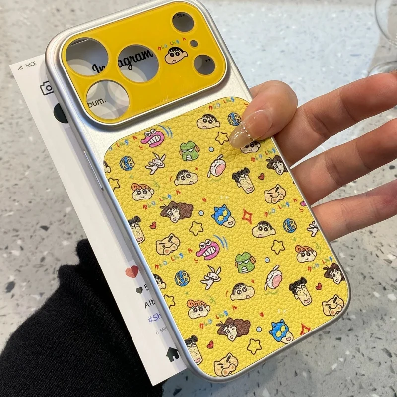 

Luxury lychee leather Cute Crayon Shin-chan Nohara Shiro snot Boochan Case For iPhone 15 16 17 Pro Max Funny cartoon Cover
