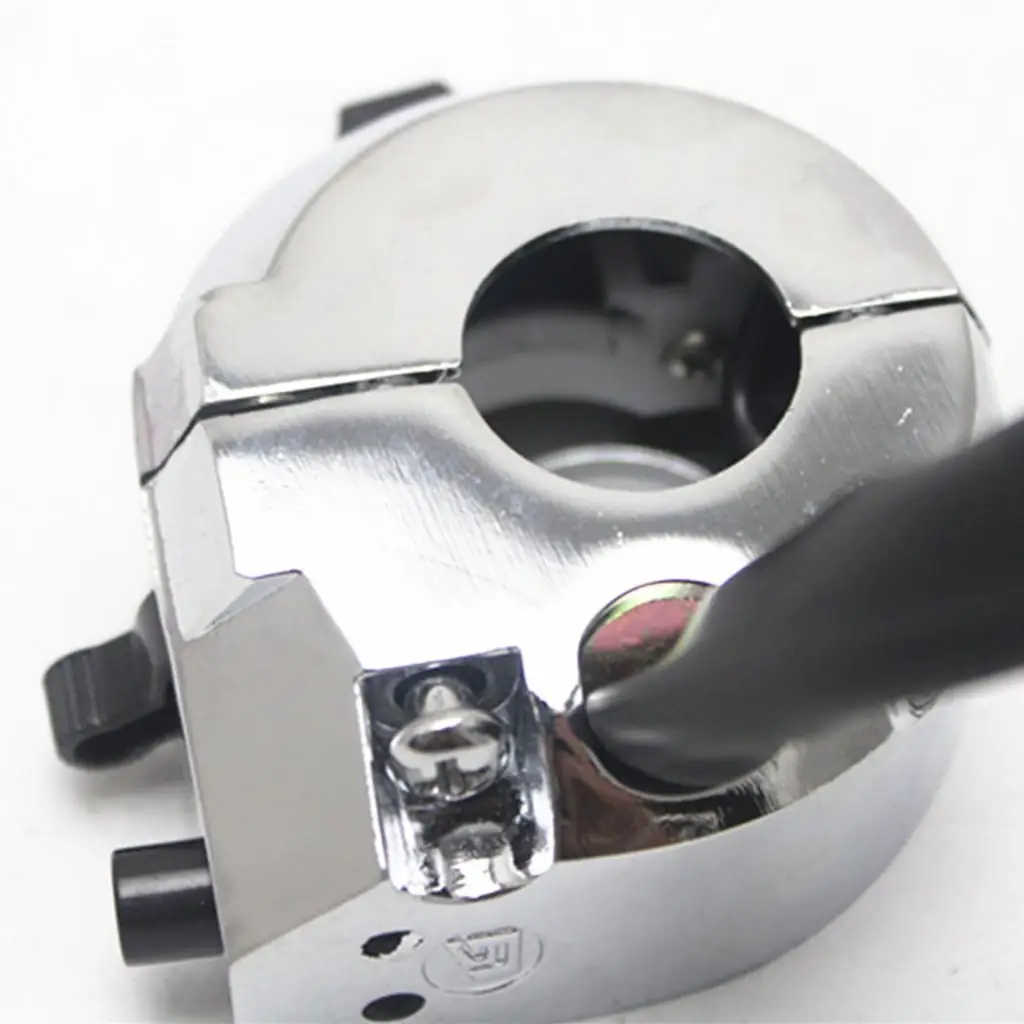 All in One Motorcycle Left Control Switch Aluminum Turn Signal Horn Hi Low Beam for 7 8 Inch 22mm Handlebars Road and Trail