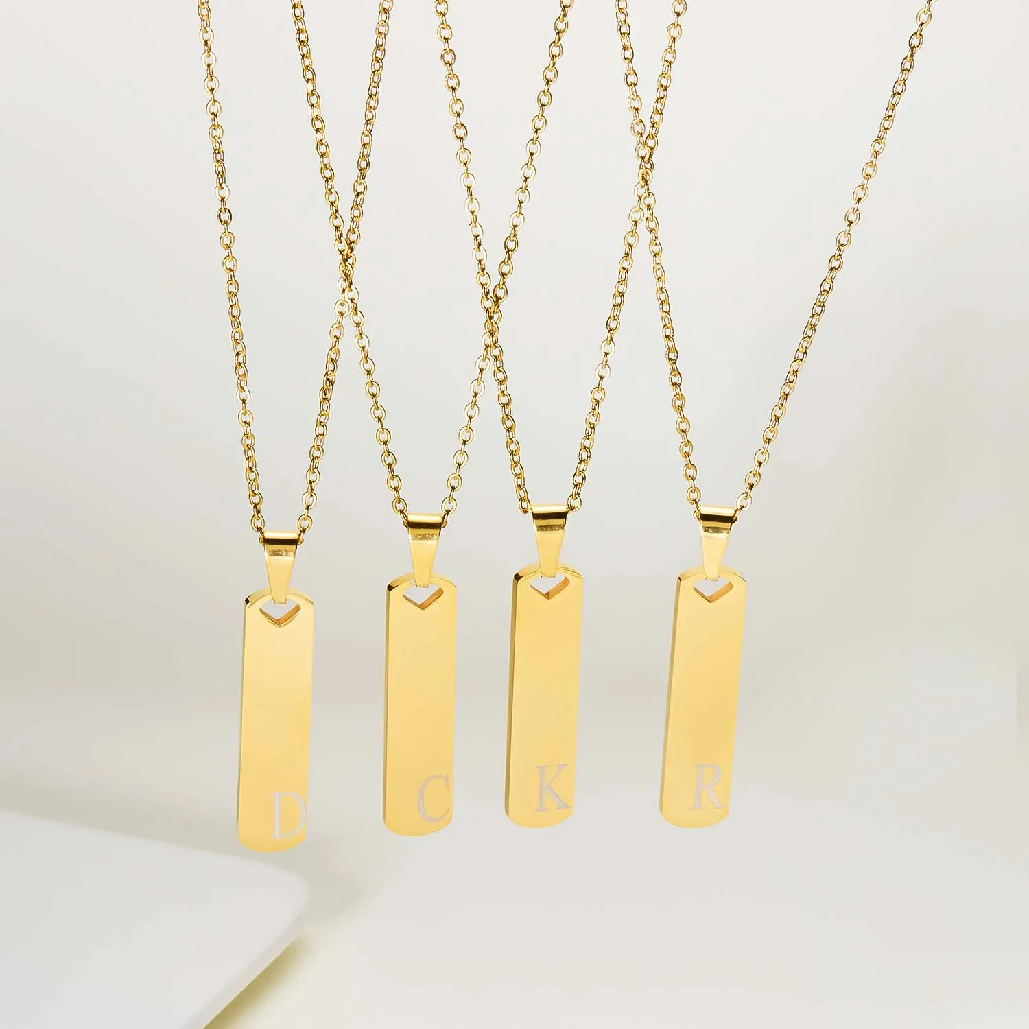Modische Initialen-Halskette für Männer und Frauen, Exquisiter Wasserdichter Edelstahl-Anhänger mit A-Z-Buchstaben, Alphabet-Schmuck – Detail 22